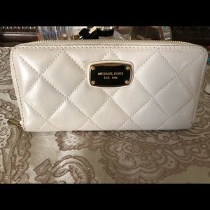 Michael Kors Quilted Wallet